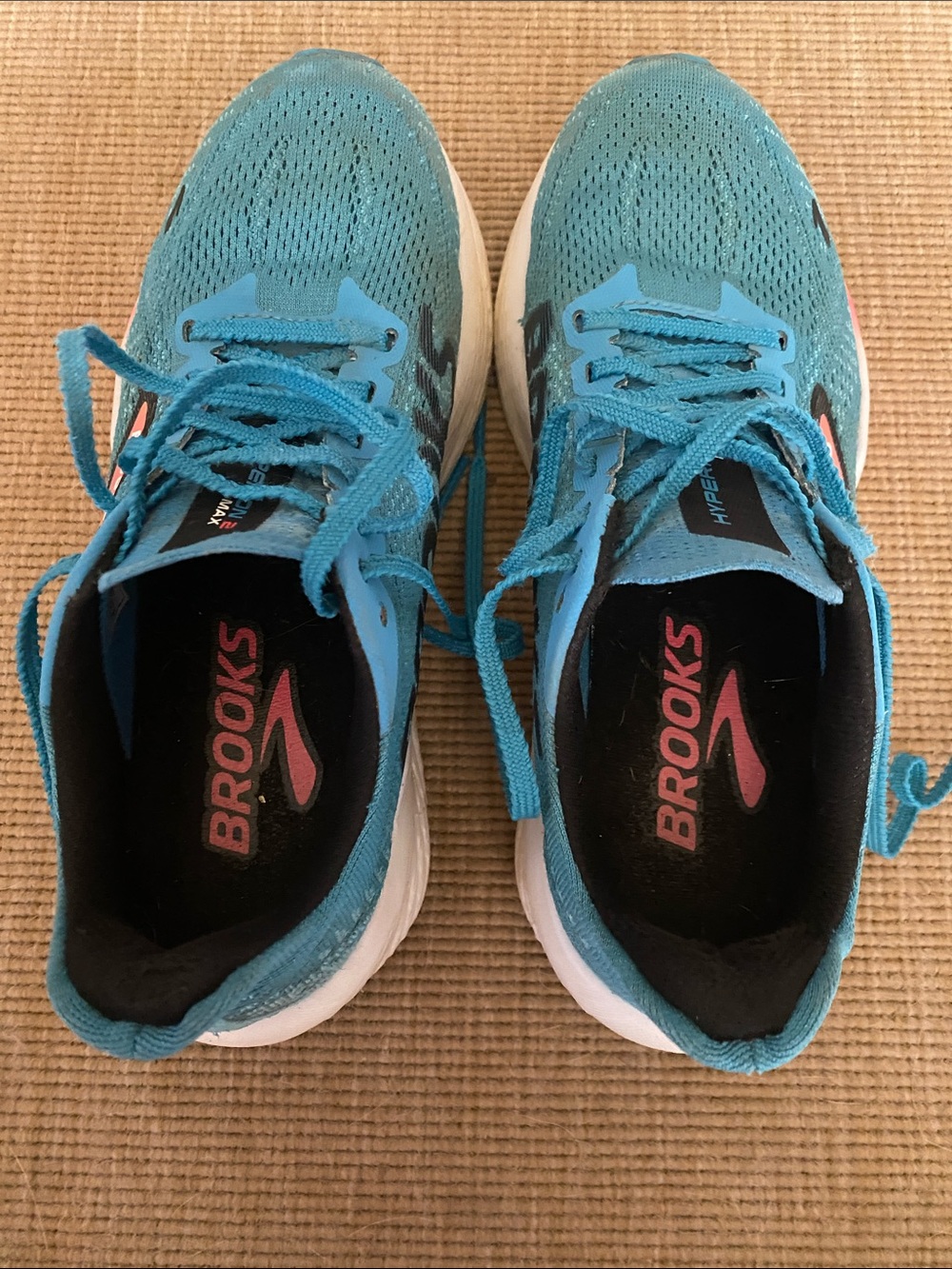 Brooks Hyperion Max 2 Women's Teal Running Shoes with Coral Accents - Picture 9 of 10